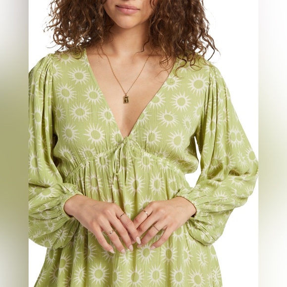 BILLABONG WOMEN'S BE FREE DRESS PALM GREEN - Picture 2 of 5